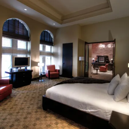 Hotel Place d'Armes Hotels in Montreal