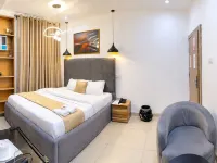 Ontario Suites Hotels near Yaba