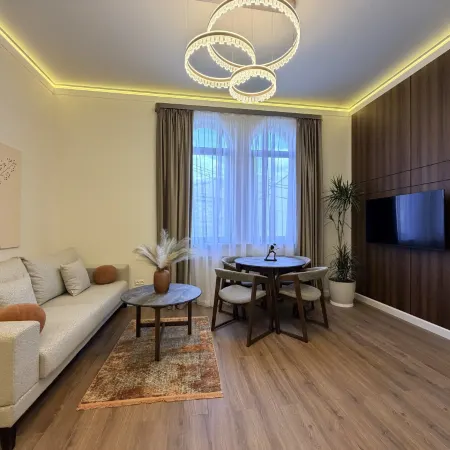 Luxury 2BR Apartment | Good Location | New Design