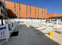 Oceanic Hotel - bar