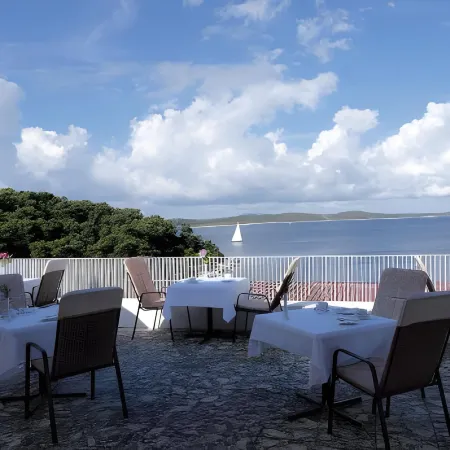 Hotel Sirena Hvar