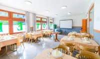 Hotel Szeghalom - 3 Sao