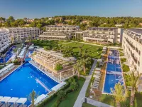 Zafiro Palace Palmanova - Bãi đậu xe