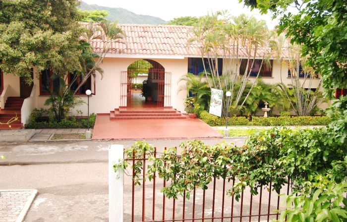 Hotel y Parque Acuatico Agua Sol Alegria