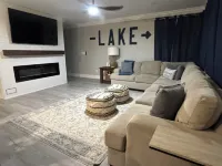 Eagles Nest - 3 Bedroom home with private dock - no wake cove - 4-Star