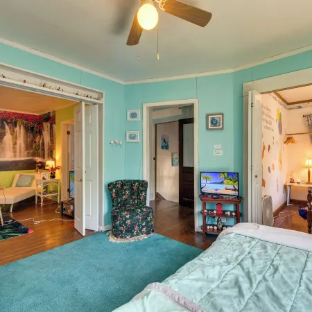2 Miles to Dtwn! Idyllic Rochester Apt w/ Hot Tub