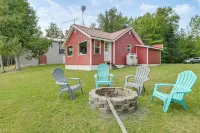 Waterfront Long Lake Retreat: Great for Families! - 3-Sterne