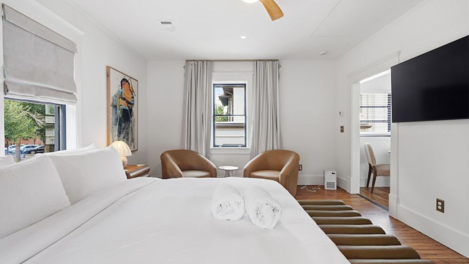 The Magnolia Suite at One 01