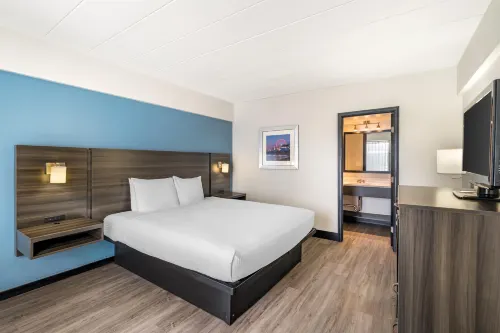 SureStay Hotel by Best Western Virginia Beach Royal Clipper - breakfast