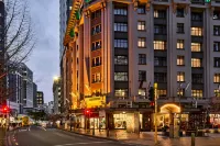 DoubleTree by Hilton Wellington - parking
