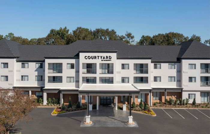 Courtyard Dothan