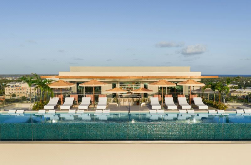 ONE GT Grand Cayman photo 4