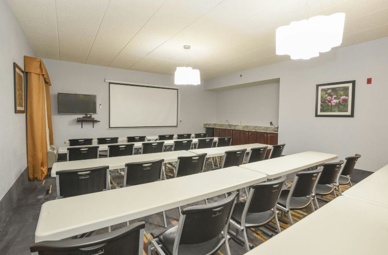 Hampton Inn Cincinnati-Eastgate photo 5