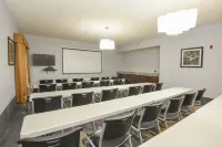 Hampton Inn Cincinnati-Eastgate - Bãi đậu xe