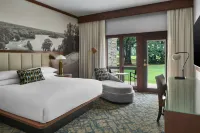 Montgomery Marriott Prattville Hotel & Conference Center at Capitol Hill - parking