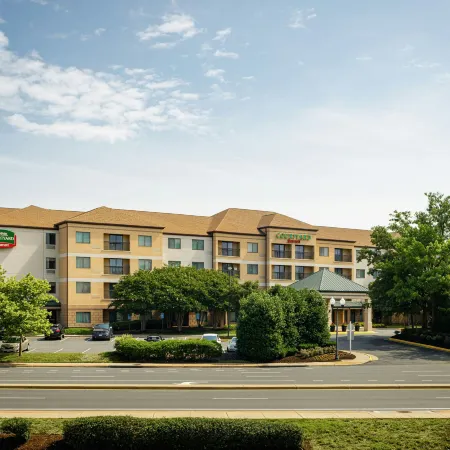 Courtyard Springfield