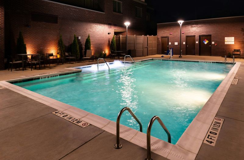 Courtyard Charlotte Northlake photo 4