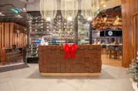 Sandman Signature Ottawa Airport Hotel - bar