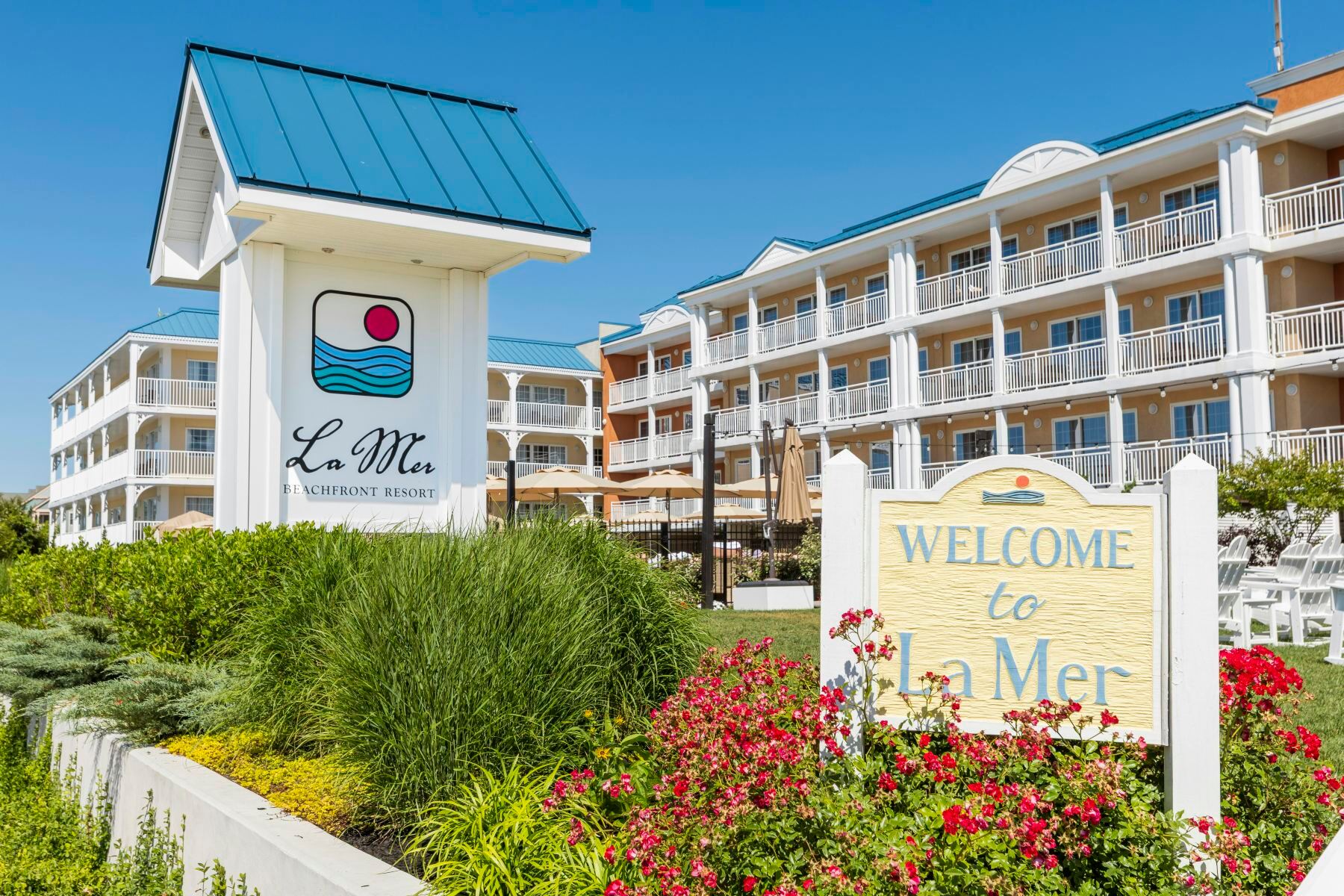 La Mer Beachfront Resort