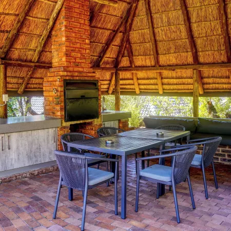 100 on Kayburne Guesthouse