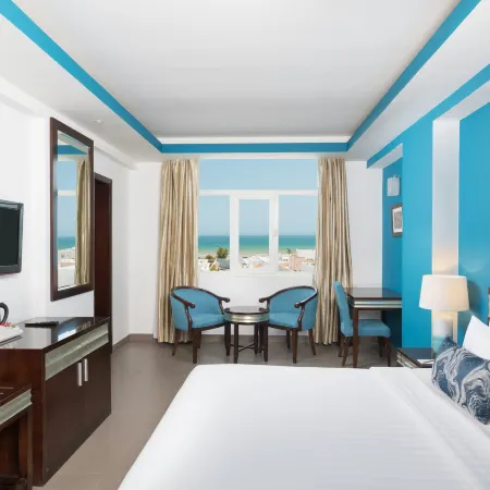 Al Hail Waves Hotel Managed by Centara