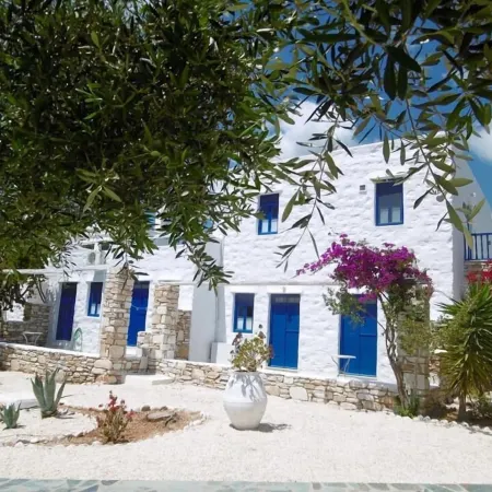 Anezina Village