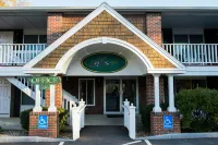 Juniper Hill Inn - Motels