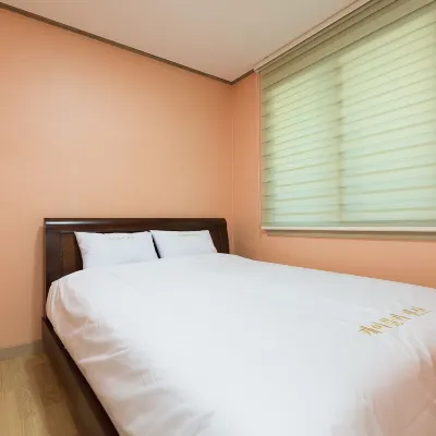 Cable Car Pension Hotel dekat Taman Jasan