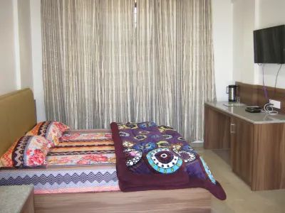 Nav Ratan Palace
