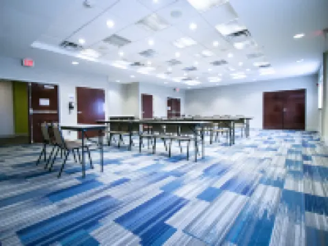 巴吞魯日艾倫港智選假日酒店及套房 西巴吞魯日縣酒店