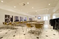 Cabinn Scandinavia - breakfast