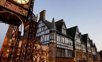 Lion House Chester - Very Near Zoo Ideal for City - Sleeps up to 7