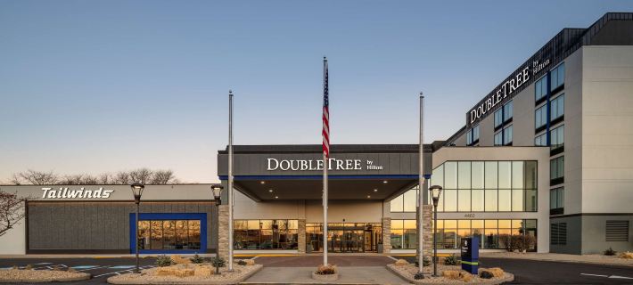 Doubletree by Hilton East Madison East Hotels in Dane County