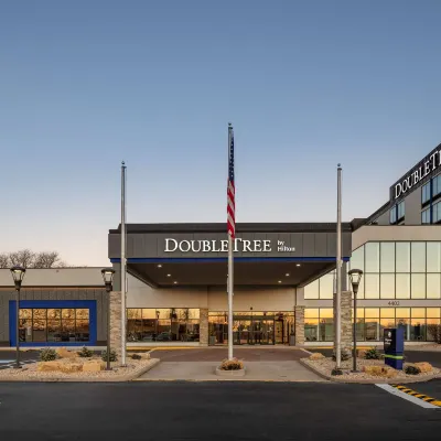 Doubletree by Hilton East Madison East Hotels near East Towne Mall