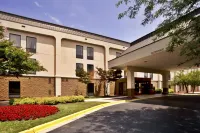 Hampton Inn Bowie - parking