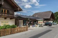 Arndt's Bootshaus Hotels in 