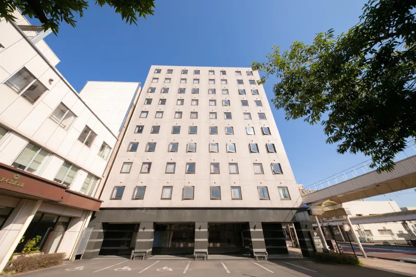 Main Hotel