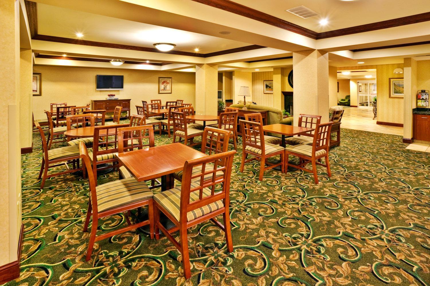Holiday Inn Express Hotel & Suites Urbana-Champaign-U of I Area, an Ihg Hotel