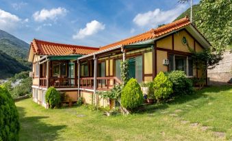 Yangsan Happy House Pension