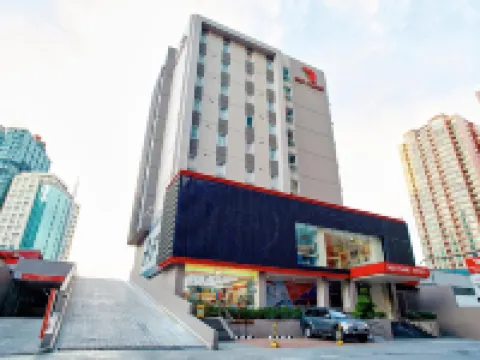 Red Planet Makati Amorsolo Hotels in Makati