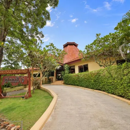 Pinnacle Samui Resort