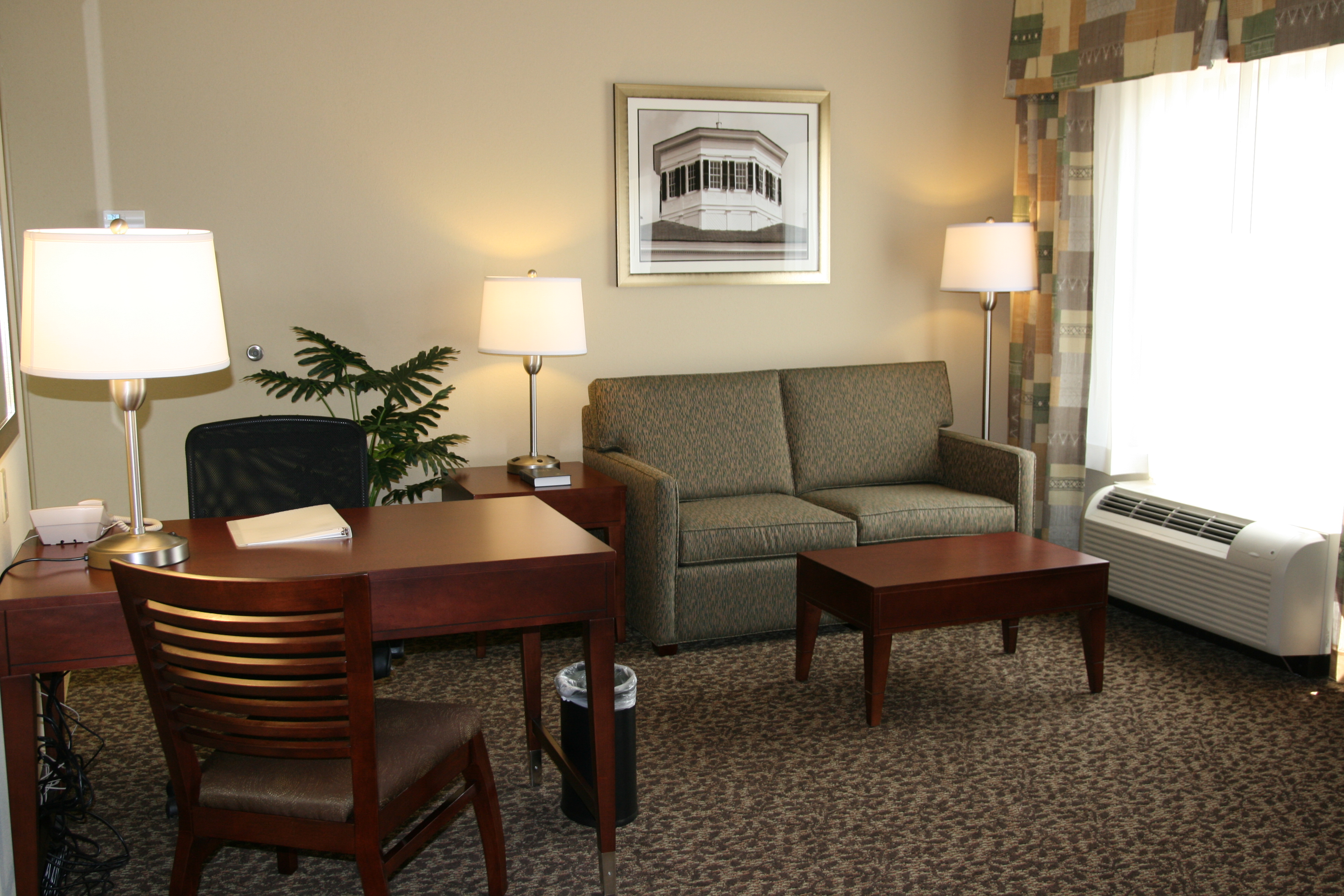 Hampton Inn & Suites West Point