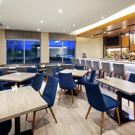 Hilton Garden Inn Toronto-Oakville