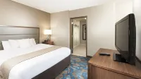 DoubleTree by Hilton Hotel West Palm Beach Airport Các khách sạn gần Riviera Beach Amtrak Station