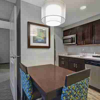 Homewood Suites by Hilton Hamilton Rooms