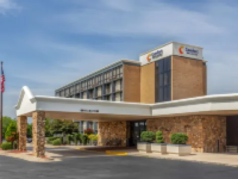 Comfort Inn & Suites Near Danville Mall Hotels in Danville