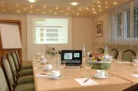 Parkhotel Güldene Berge Hotels in Osterfeld