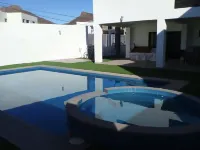 Big House Pool  Grill, 4 Bedrooms 12 Ppl AC Ocean View TV Wifi - สระว่ายน้ำส่วนตัว