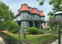 The Queen Victoria Hotel di West Cape May