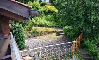 Chalet with Panoramic Views of the Mountains of the Oberland and Lake Thun